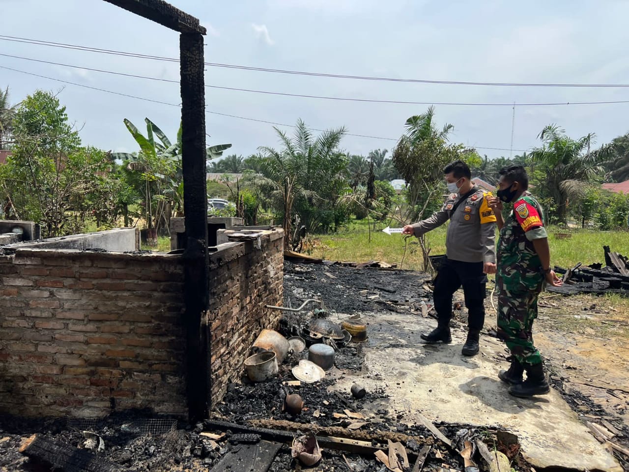 Lupa Matikan Kompor Gas, Rumah di Tanjab Barat Ludes Dilalap Api