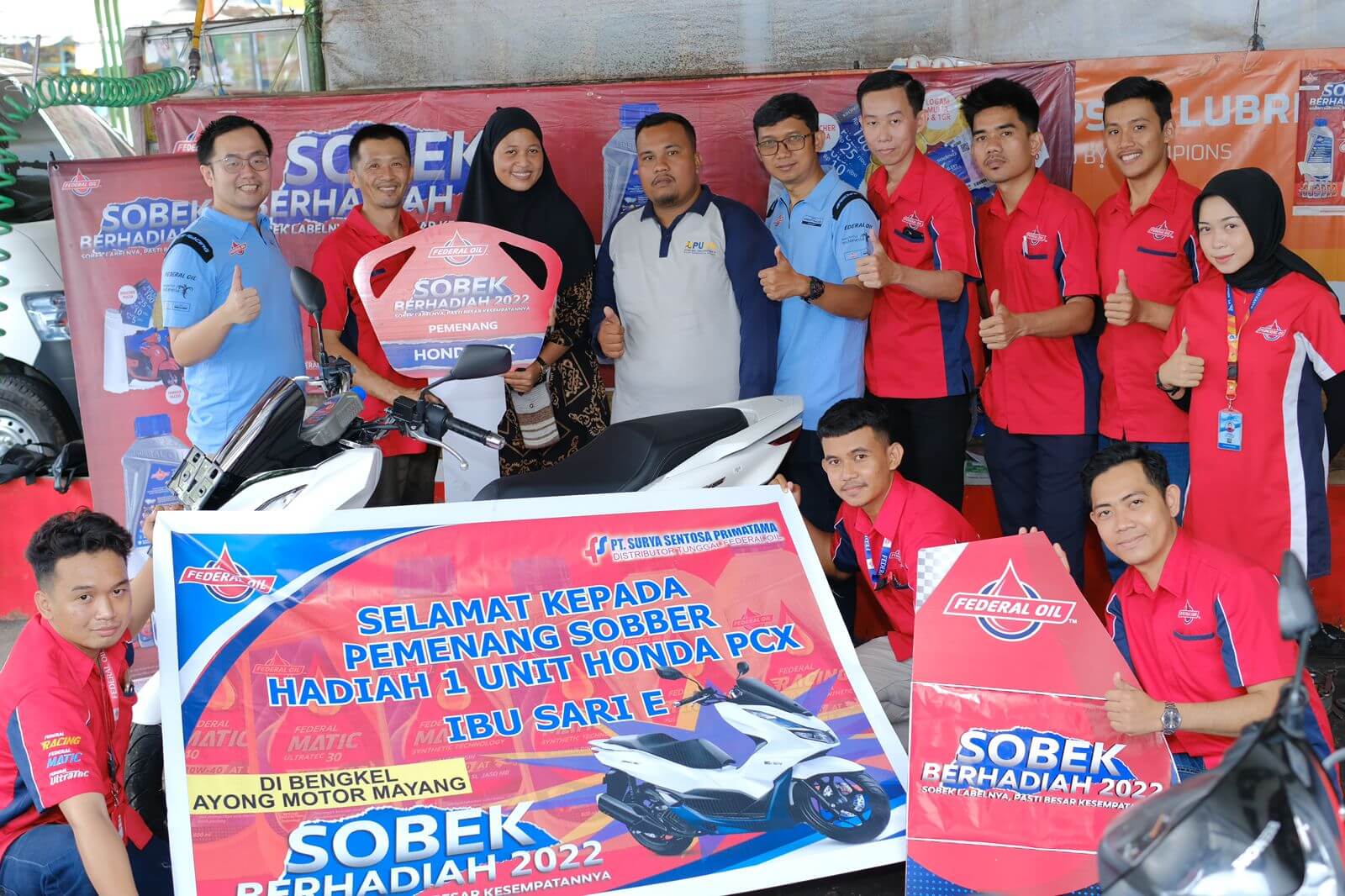 Dengar Saran Ahli, Konsumen Federal Oil'' Asal Jambi dan Bekasi Dapat Motor Matic dari Program Sobek Berhadiah