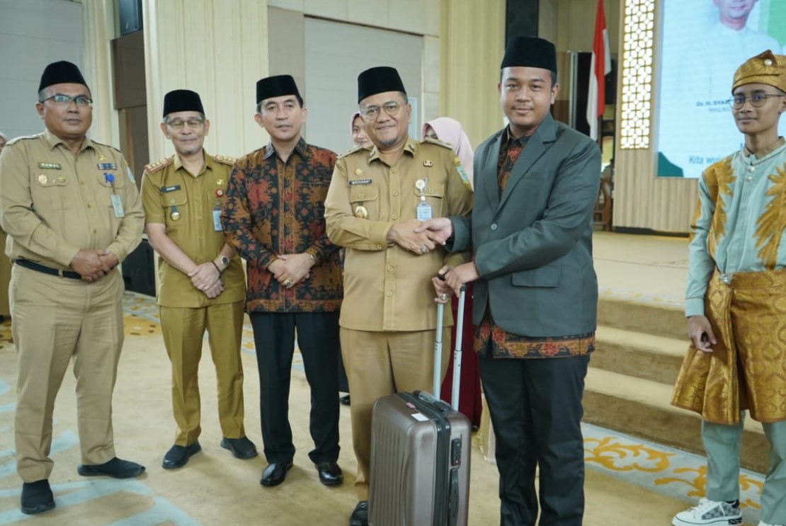 Siap Pertahankan Juara Umum, Maulana Lepas Kafilah MTQ Kota Jambi