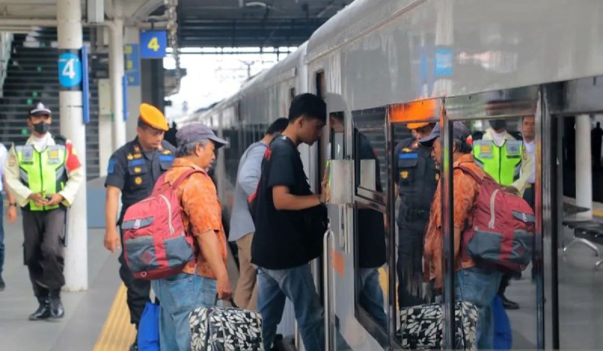 KAI Siapkan 35 Trainset Baru SSNG untuk Perkuat Layanan Angkutan Nataru 2025-2026