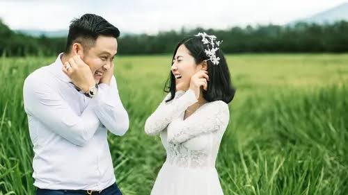 Terlanjur Sayang dan Nyaman, Ini 5 Zodiak Terjebak Cinta dengan Sahabat Sendiri 