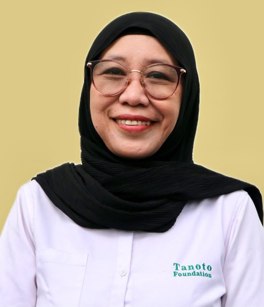 Bukan Sekadar Pintar: Mengapa Pendidikan Harus Kembali Berpijak pada Adab