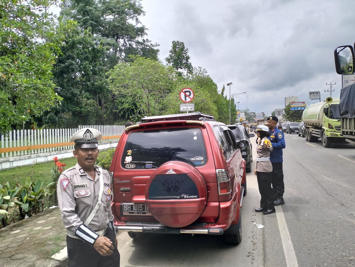 Pra Ops Lilin 2024, Satlantas Polres Muaro Jambi Turun Tertibkan Lalu Lintas di Mendalo