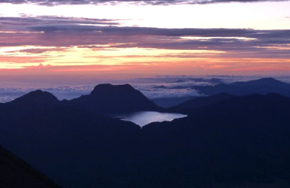  5 Wisata Alam Jambi yang Paling Eksotis, Ada Danau Vulkanik hingga Gunung Tertinggi Sumatra