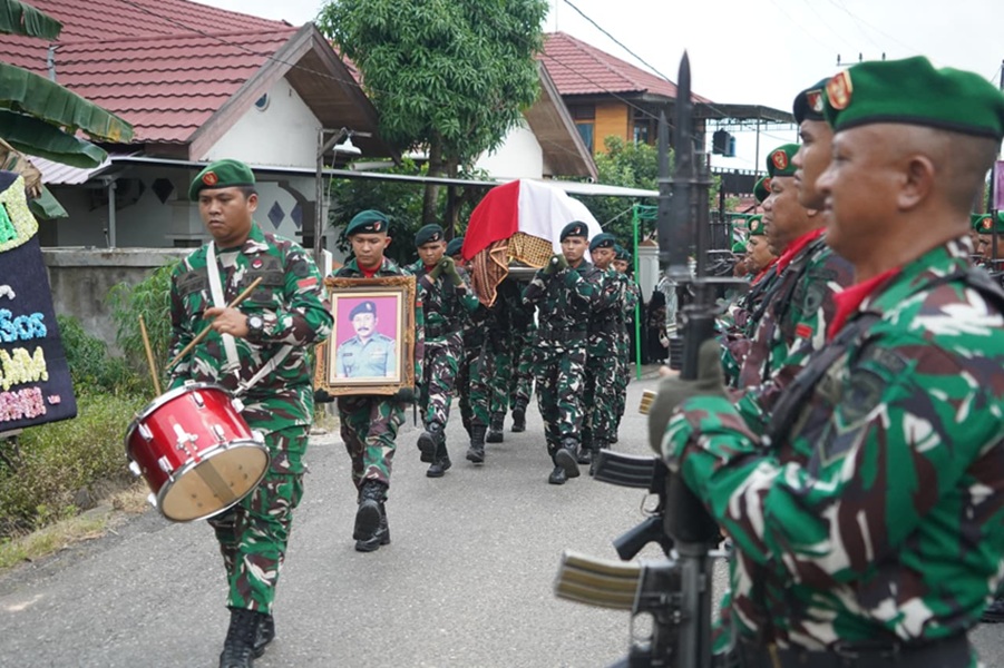 Jambi Berduka! Mantan Danrem 042/Gapu Kolonel (Purn) Sutrisno Meninggal Dunia, Dimakamkan Secara Militer