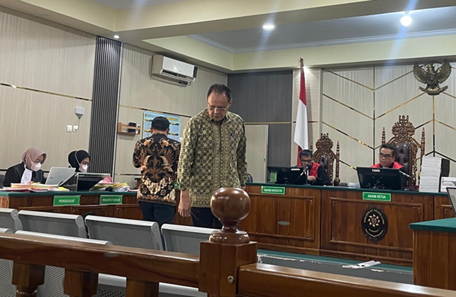 Fakta Sidang! Eks Kadisdik Jambi Akui Terima Transfer dari Terdakwa, Bantah Terima Koper Rp1 Miliar