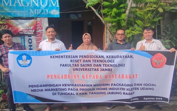 Dosen Unja Lakukan Pendampingan Kewirausahaan Pelaku UMKM di Tungkal II, Kabupaten Tanjab Barat