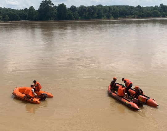 Tim SAR Gabungan Sisir Sungai Batanghari Sejauh 10 Kilometer, Remaja Tenggelam Belum Ditemukan