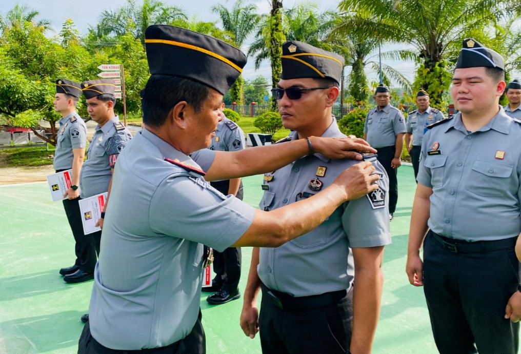 Upacara Kenaikan Pangkat, Kalapas Bungo: Kinerja dan Kedisiplinan Harus Meningkat