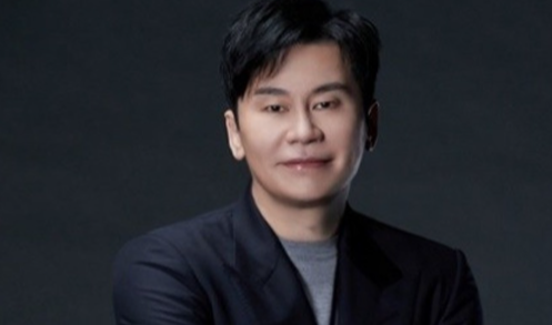 Yang Hyun Suk Akan Menginformasikan Tur Dunia BLACKPINK 2025