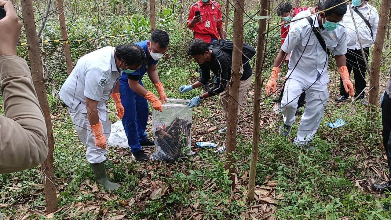 Warga Sumatera Utara Ditemukan Tinggal Tulang, Pekerja PT WKS di Tanjab Barat Heboh