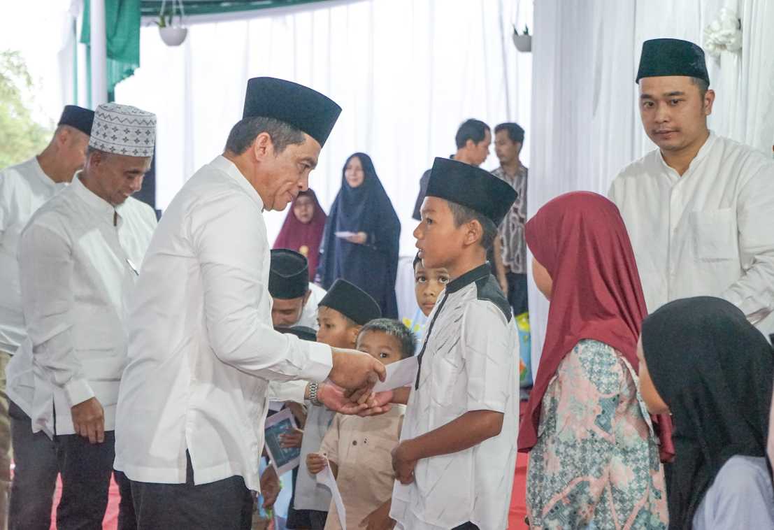Ekspedisi Ramadhan PTPN IV Regional 4 Santuni Anak Yatim dan Kaum Dhuafa 