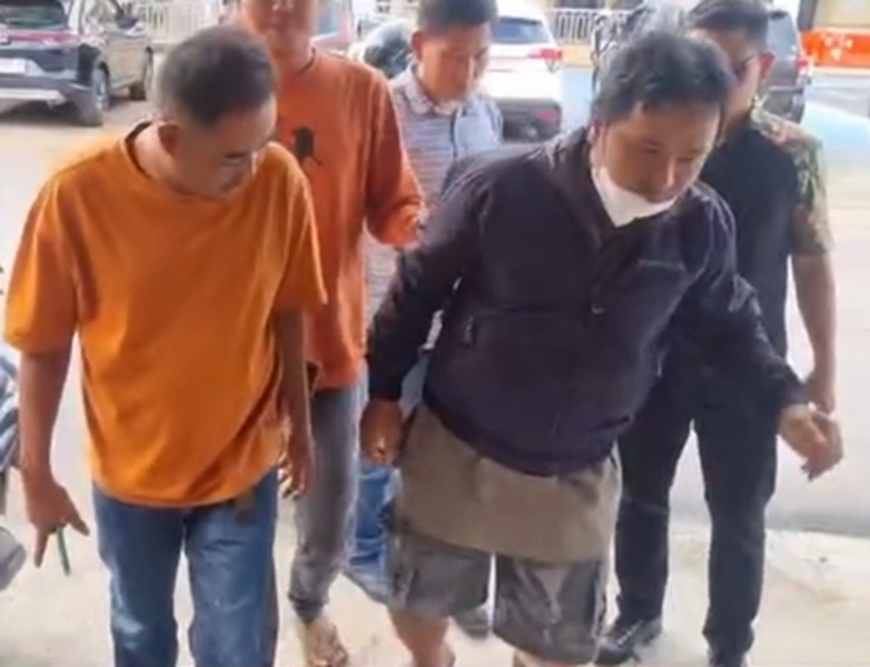 BREAKING NEWS: Penjual Pempek yang Tikam 1 Orang Hingga Tewas di Pasar Angso Duo Diamankan