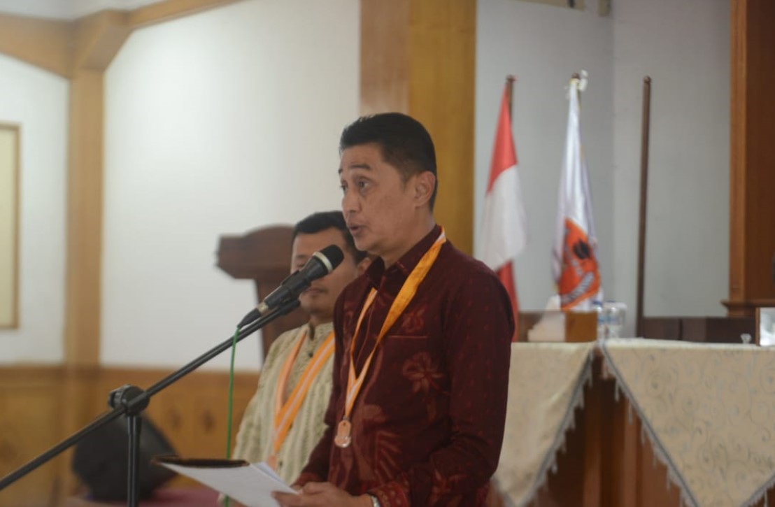 PJ Bupati Bupati Muaro Bachyuni Hadiri Pelantikan Ikatan Mahasiswa Kumpeh Ulu