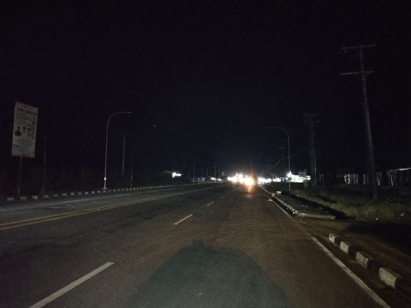 Duh! Lampu Jalan di Kompleks Perkantoran Pemkab Tebo Padam Sejak 2024, Warga Minta Pemerintah Tidak Tutup Mata