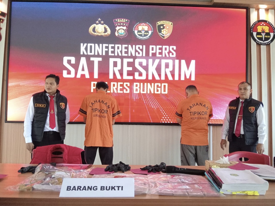 Korupsi Dana BOS, Polres Bungo Tahan Kepala SMAN 2 Bungo dan Bendahara