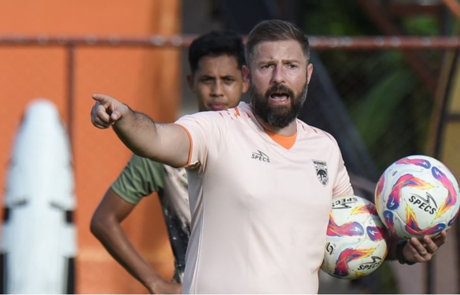 Borneo FC vs Arema FC, Debut Joaquin Gomez Bawa Keberuntungan