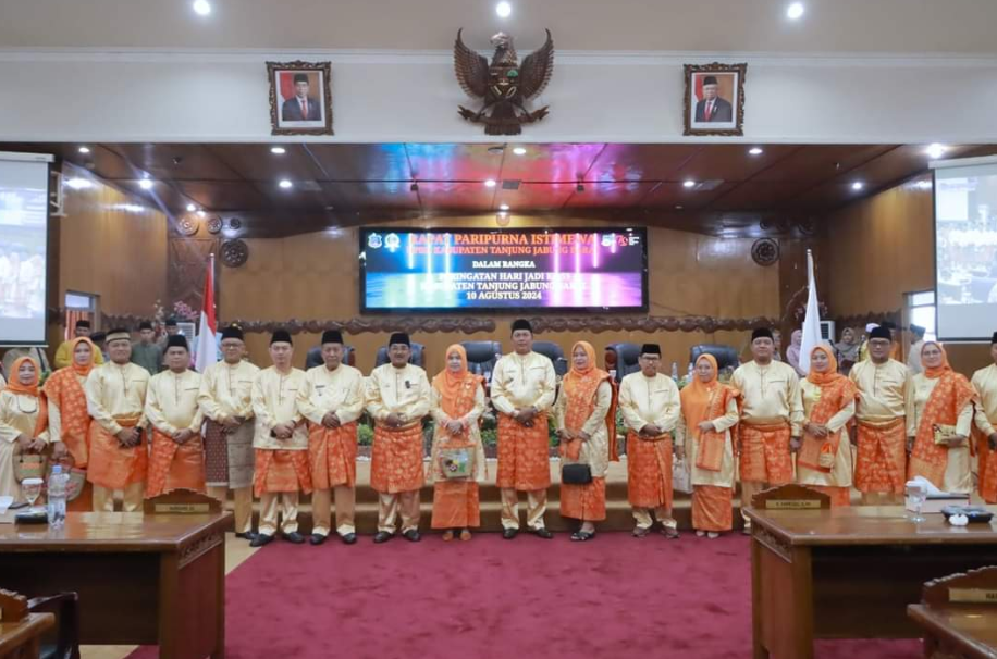 Bupati dan Wakil Bupati Hadiri Rapat Paripurna Istimewa Peringatan Hari Jadi Kabupaten Tanjabbbar ke-59