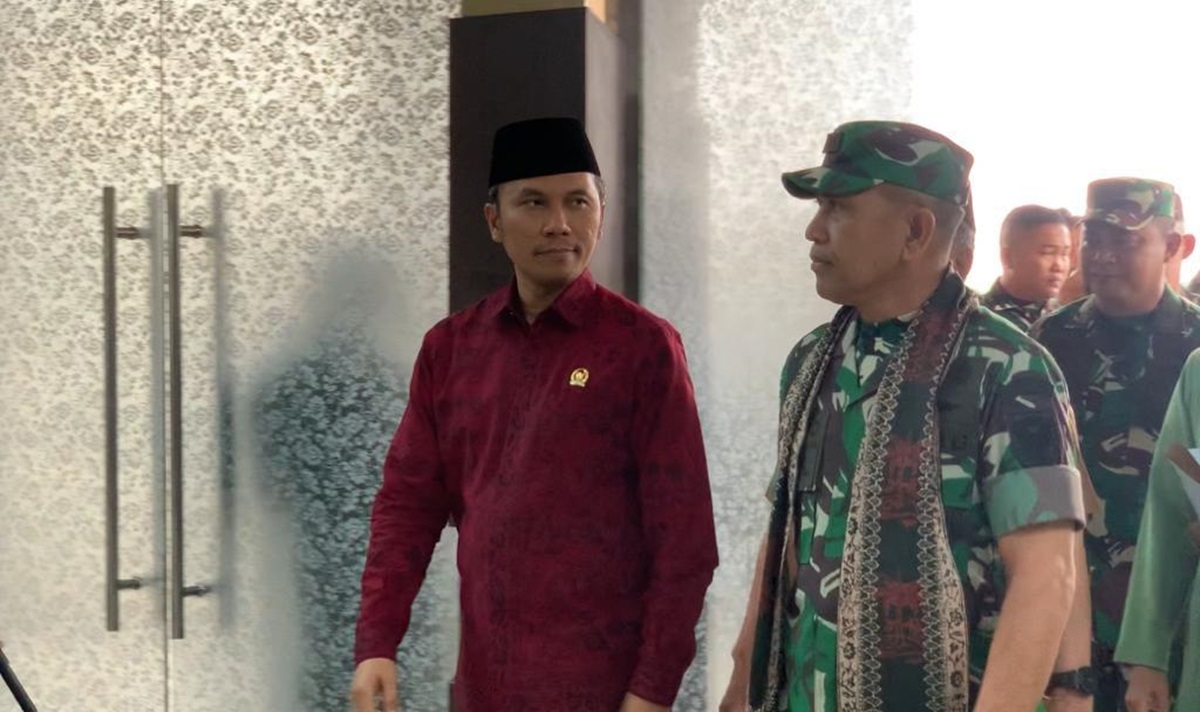 Ketua DPRD Provinsi Jambi Edi Purwanto Sambut Kedatangan Danrem 042/Gapu Kolonel Inf Rachmad