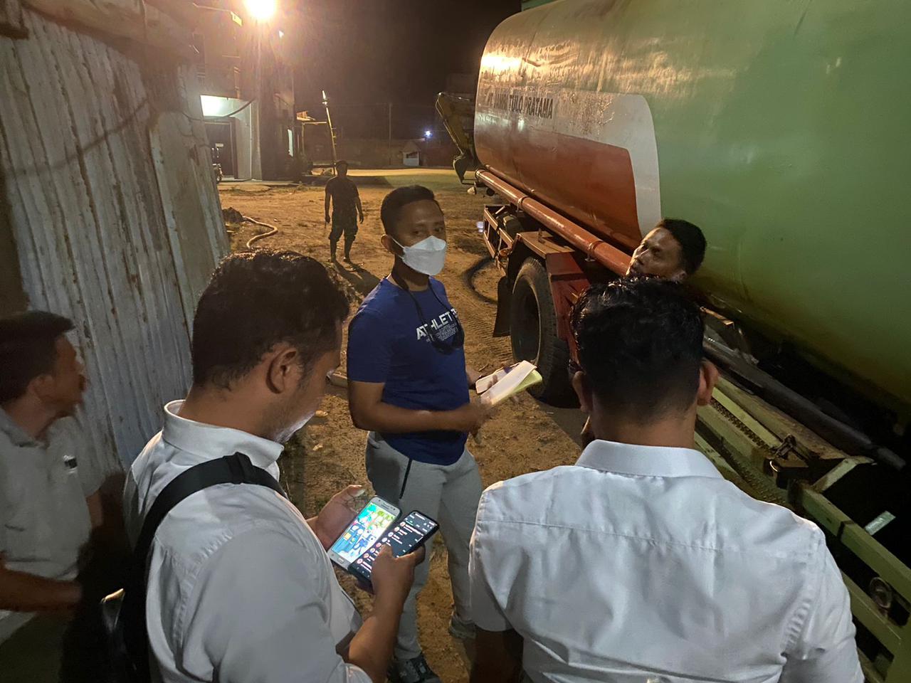 Kasus BBM Ilegal, Polda Jambi Tangkap 5 Orang dan Sita Truk Tangki Berisi 20.000 Liter BBM Ilegal