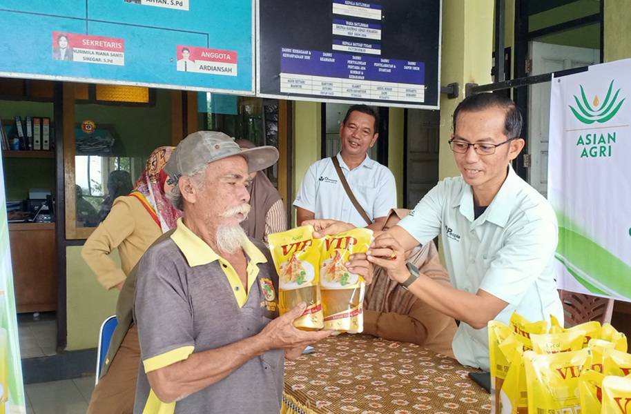 Asian Agri Gelar Bazar Minyak Goreng Premium dengan Harga Terjangkau di Jambi