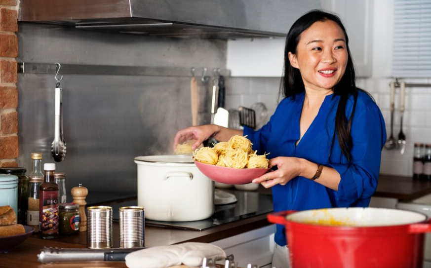 Bund! Lakukan 4 Cara Ini Bikin Dapur Tetap Sejuk dan Nyaman di Cuaca Panas Saat Ini