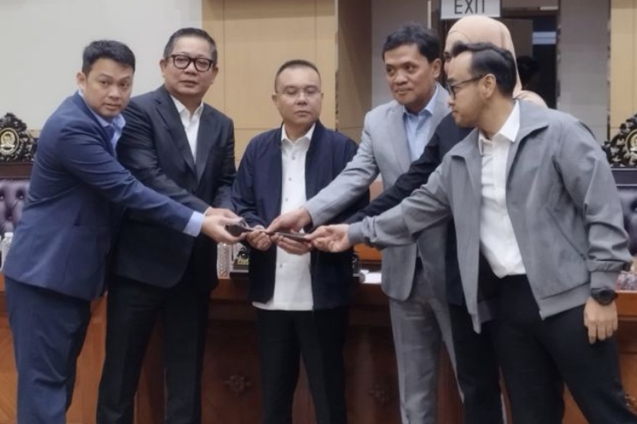 Gantikan Ahmad Sahroni, Rusdi Masse Mappasessu Jadi Wakil Ketua Komisi III DPR RI