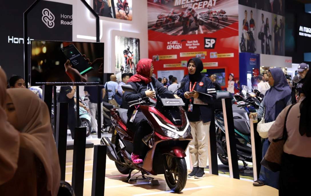 Honda PCX160 Borong Penghargaan di IIMS 2025, Terjual Ratusan Unit!