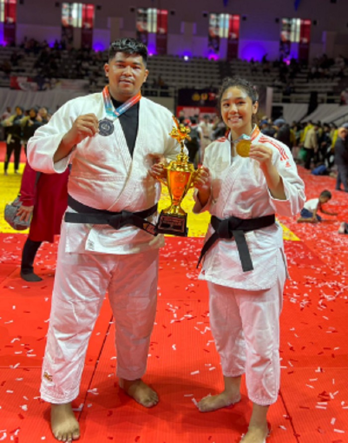 Mantap! 2 Personel Brimob Polda Jambi Sabet Medali Emas dan Perak di Kejuaraan Judo Kapolri Cup 2023