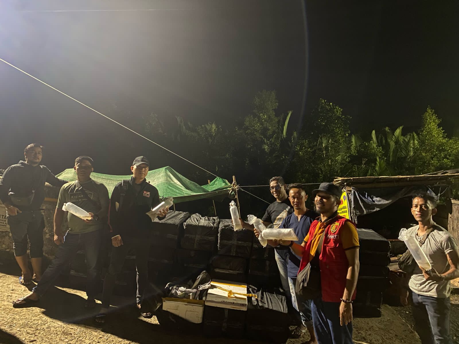 Polsek Mendahara Ilir Amankan 30 Dus Styrofoam Dalam Speed Boat Berisikan Baby Lobster di Tanjab Timur
