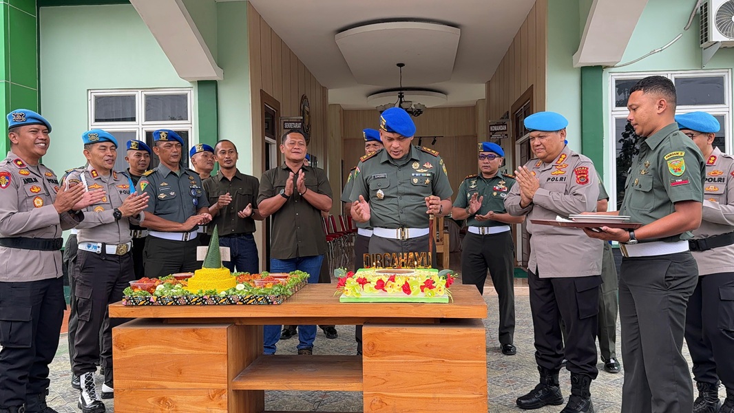 Datangi Denpom II/2 Jambi, Kabid Propam Polda Jambi Ucapkan Selamat Ulang Tahun ke-79 Polisi Militer AD