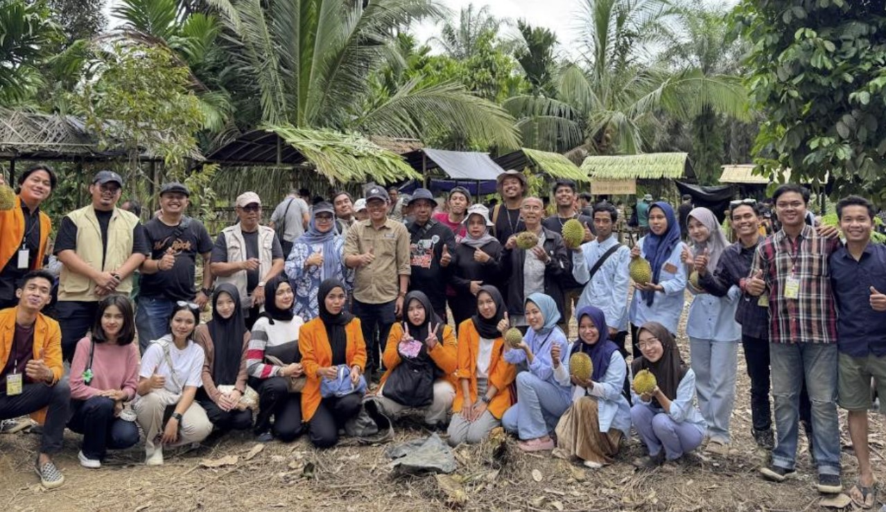 UNJA dan Desa Teluk Adakan Festival Durian 2025