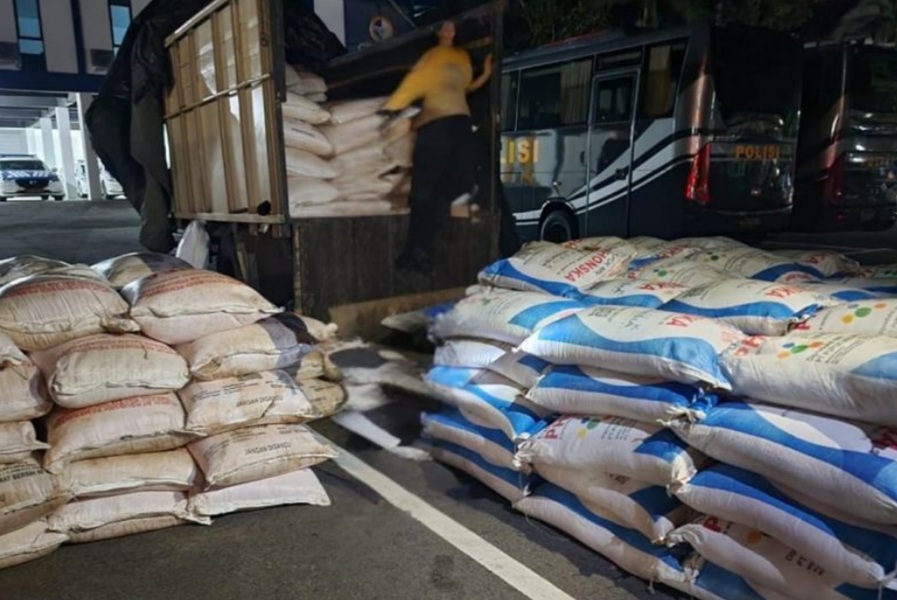 Wih! Sebanyak 24 Ton Pupuk Bersubsidi Asal Lampung Diamankan