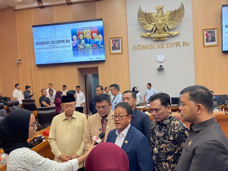 3 Serangkai Perjuangkan PI Jambi, Cek Endra: Kami Fasilitasi Rapat dengan Pihak Terkait di Komisi XII DPR RI