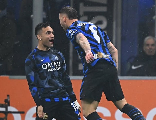 Hasil Coppa Italia: Inter Milan Hancurkan Lazio 2-0, Derby Panas Kontra AC Milan di Semifinal!