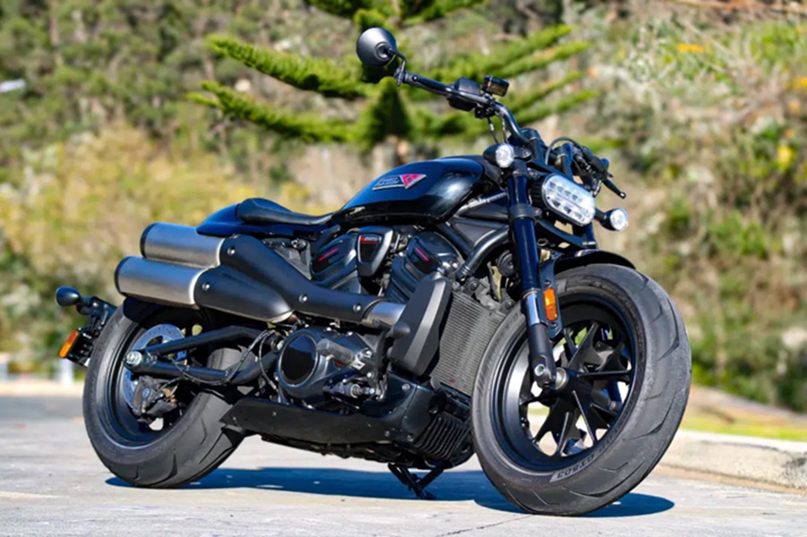 Bukan Harley Biasa! Harley-Davidson Sportster S 2025 Makin Ganas, Tenaga Brutal & Tampilan Full Black