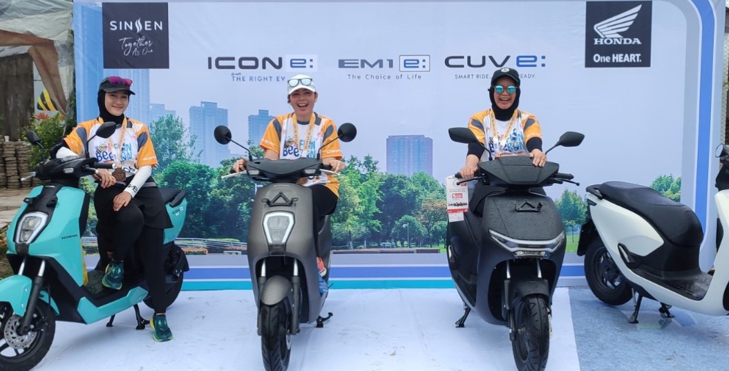 Honda ICON e: dan CUV e: Resmi Hadir di Jambi, Solusi Motor Listrik untuk Transportasi Ramah Lingkungan