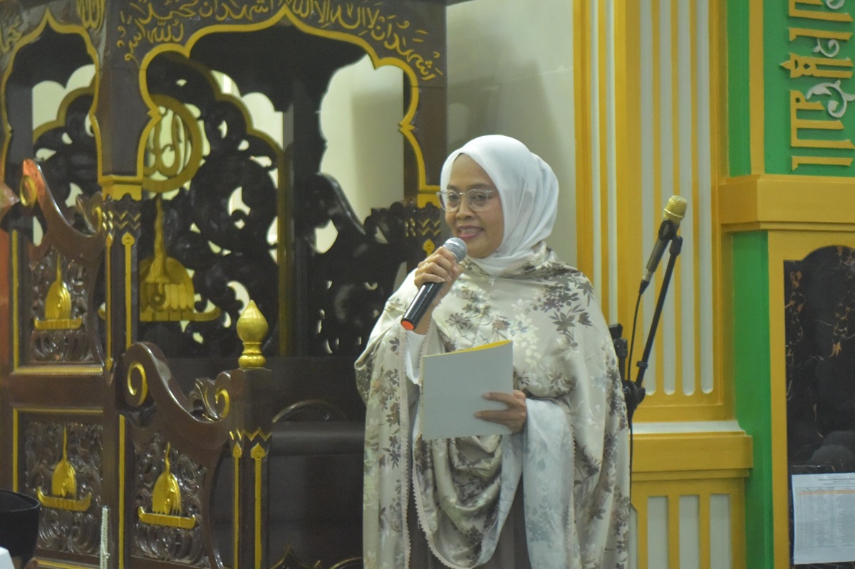 Pj Wali Kota Jambi Pimpin Safari Ramadan Pemkot Jambi dan Salurkan Hibah Masjid