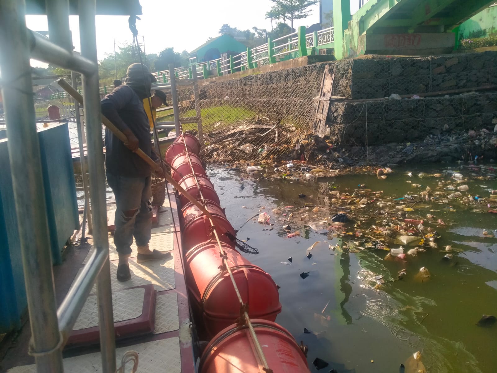 Sejumlah Lokasi Wisata di Kota Jambi Dibersihkan, Begini Penampakannya