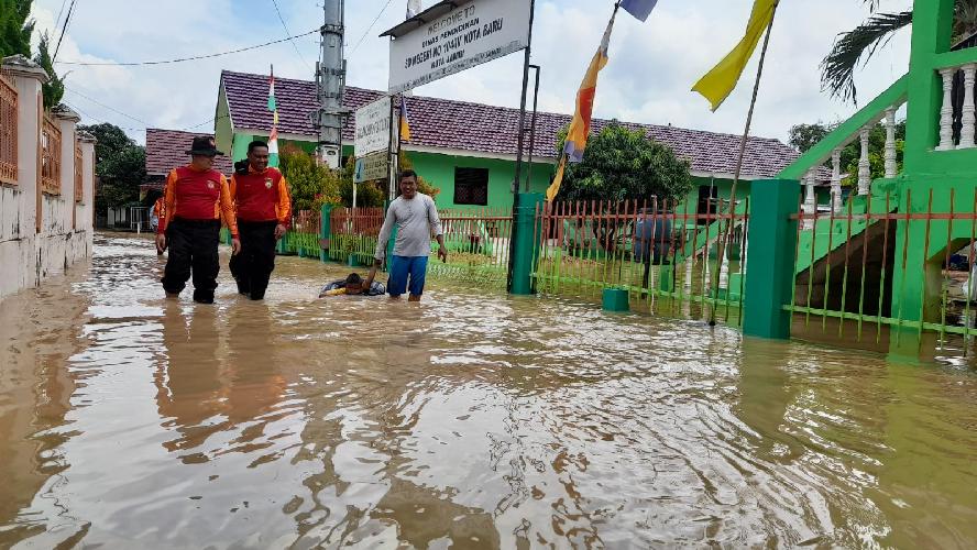 BREAKING NEWS: Kota Jambi Banjir, Sejumlah Sekolah Libur