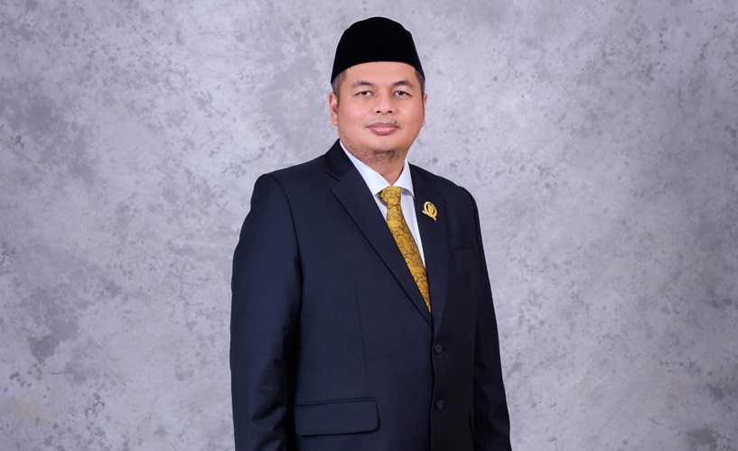 Ditunjuk Jadi Ketua DPRD Kota Jambi Periode 2024-2029, Ini Profil Kemas Faried Alfarelly