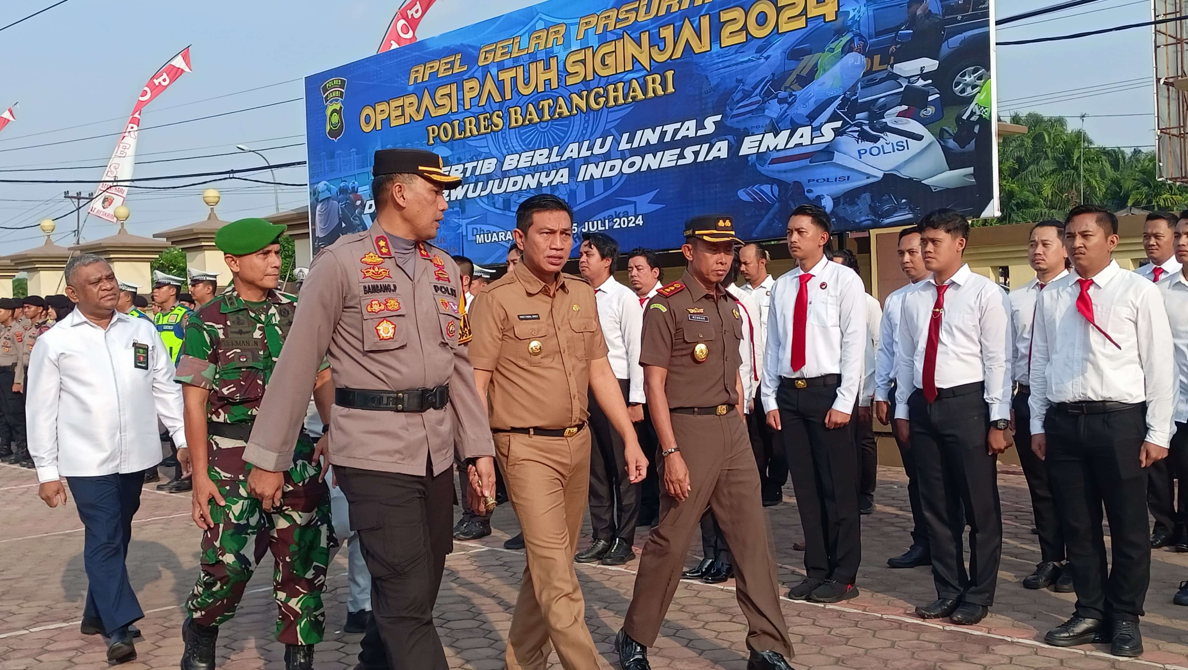 Bupati Batanghari M Fadhil Hadiri Apel Pasukan Operasi Siginjai 2024