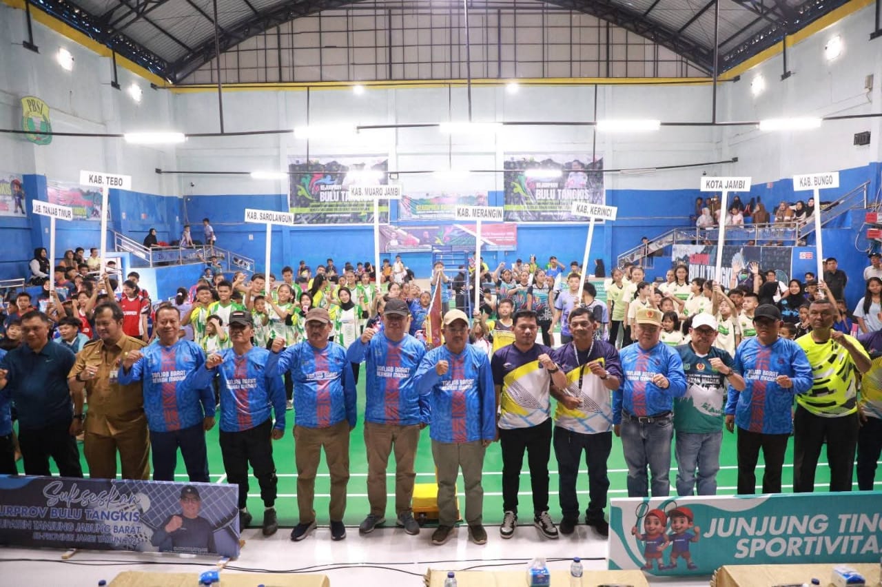 Bupati Tanjab Barat Resmi Buka Kejurprov PBSI Jambi, 520 Atlet Berlaga