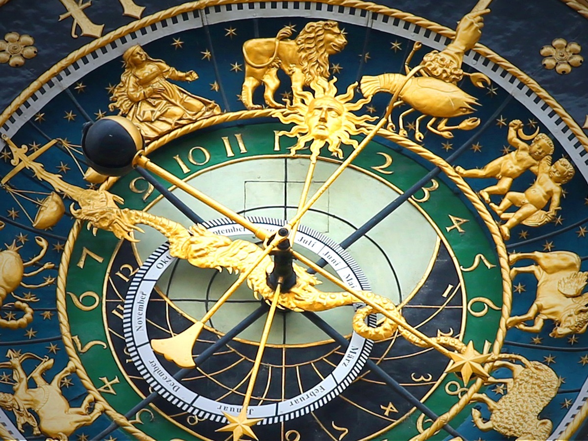 Zodiak Ini Katanya Susah Move On, Bener Gak Sih?