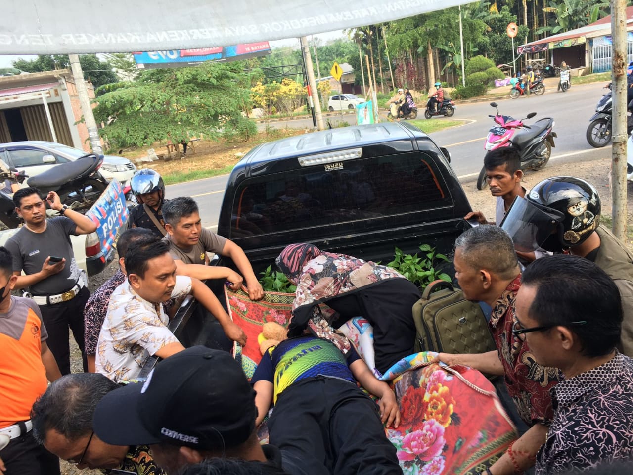 Laka Lantas di Simpang Arab Talang Babat, Seorang ASN Pemkab Tanjab Timur Alami Luka Serius