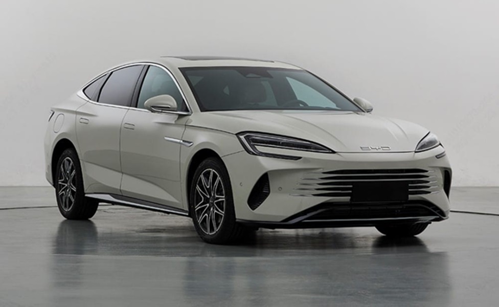 Bikin Tesla Waspada! BYD Seal 07 EV 2026 Muncul dengan Jarak Tempuh 705 Km, Ada LiDAR di Atap