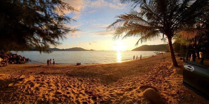 Mau Liburan ke Padang? Coba ke Pantai Carolina, Sejarahnya Menyentuh Hati