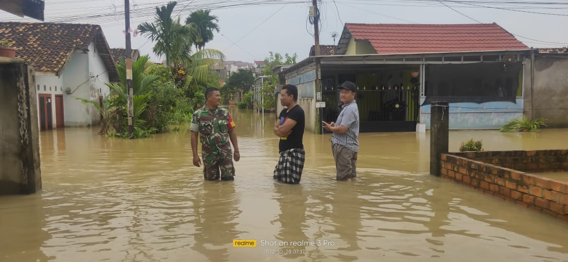 Akibat Hujan Deras, Puluhan Rumah di Perumahan Namura Terendam Banjir