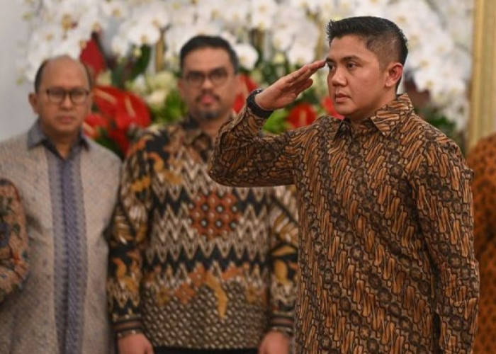 Dulu Ajudan, Kini Prabowo Tunjuk Mayor Teddy Jadi Sekretaris Kabinet