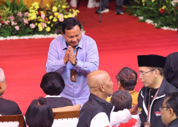 Pertama Kampanye, Prabowo Subianto Langsung Temui Ulama dan Santri